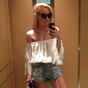 Millau Off the Shoulder white top S LF